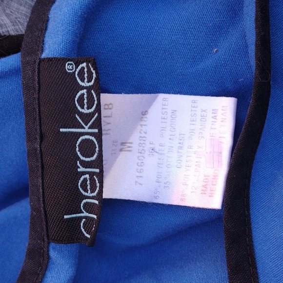 Scrub top - Picture 7 of 7